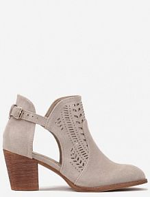 Jasnobeżowe Ażurowe Botki Vices na Słupku w Stylu Kowbojek Ozdobione Wycięciem Isfedi