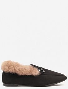 Czarne Mokasyny na Płaskiej Podeszwie Ozdobione Klamrą i Futerkiem Sanindra Renee damskie