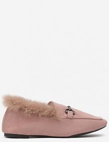 Jasnoróżowe Mokasyny na Płaskiej Podeszwie Ozdobione Klamrą i Futerkiem Sanindra Renee damskie