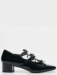 Czarne czółenka typu Mary Jane na niskim obcasie House 482BV-99X