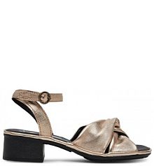 Sandały na słupku Fly London złote 