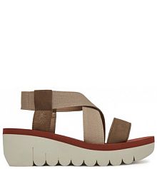 Sandały na koturnie Fly London beżowe 