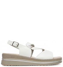 Sandały na koturnie Clara Barson białe 