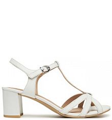 Sandały na słupku Caprice białe 