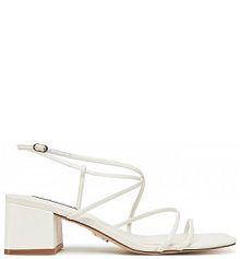 Sandały na słupku Steve Madden białe 