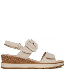 Sandały na koturnie Caprice białe 