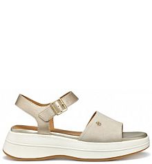 Sandały na koturnie Geox beżowe 