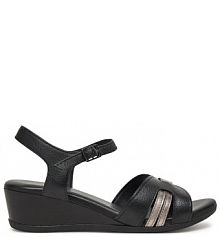 Sandały na koturnie Lasocki czarne 