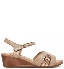 Sandały na koturnie Lasocki beżowe 