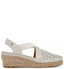 Sandały na koturnie Pikolinos białe 