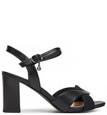 Sandały na słupku Lasocki czarne 