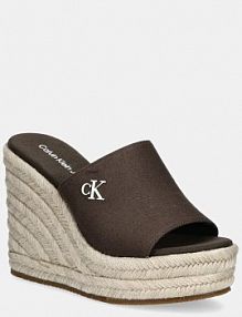 Klapki eleganckie Calvin Klein Jeans  brązowe damskie YW0YW01699