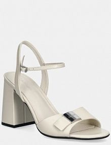 Sandały na słupku Calvin Klein  beżowe HW0HW02485