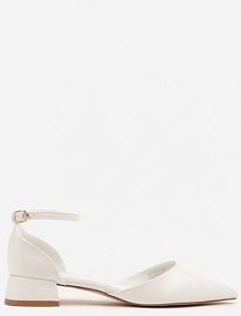 Białe Czółenka na Niskim Obcasie ze Szpiczastym Noskiem i Paskiem Wokół Kostki Faliviela Renee