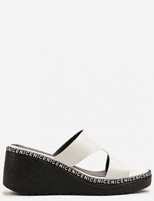 Białe Klapki na Koturnie Vices Ozdobione Napisami Linaretia damskie