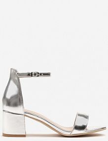 Srebrne Basicowe Sandały na Słupku Vices z Paskiem Wokół Kostki Varhira