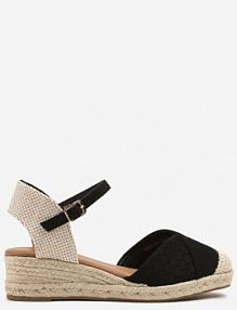 Czarne Sandały Vices na Plecionym Koturnie w Stylu Boho Erathria
