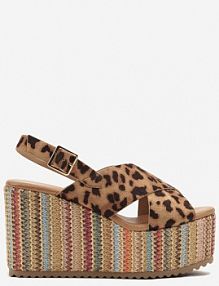 Panterkowe Sandały na Koturnie Ozdobionym Plecionką Meradrela Renee