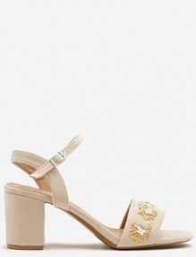 Beżowe Sandały Vices na Słupkowym Obcasie z Haftem i Perełkami Amiorna