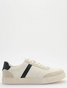 Klasyczne sneakersy Reserved białe męskie 223CR-00X