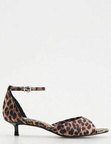 Sandały na obcasie Reserved wielobarwny 319CR-MLC