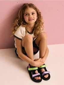 Lekkie sandały na rzep Reserved wielobarwny dziecięce 666DL-MLC