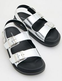 Sandały z metalicznym efektem Reserved srebrne dziecięce 673DL-SLV