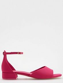 Sandały na obcasie Reserved fuksja 778CP-43X