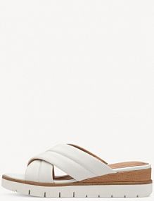 Klapki Tamaris białe damskie