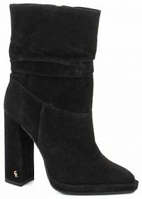 Botki na słupku Carinii czarne
