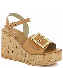 Sandały na koturnie Carinii brązowe beżowe