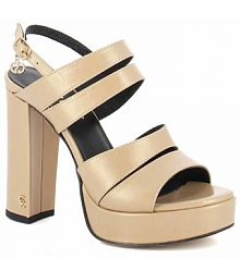 Sandały na słupku Carinii beżowe złote