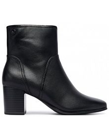 Botki na słupku Caprice czarne 