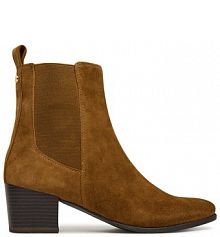 Botki na słupku Caprice brązowe 