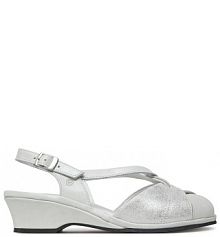 Sandały na koturnie Suave białe 