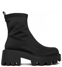 Botki na słupku DeeZee czarne 