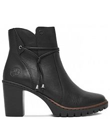 Botki na słupku Rieker czarne 