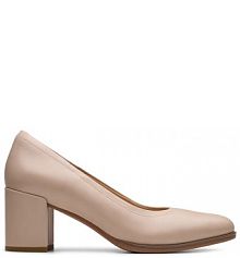 Półbuty na obcasie Clarks beżowe damskie 