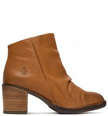 Botki na słupku Fly London brązowe 