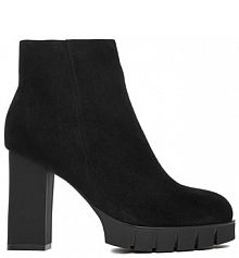 Botki na słupku DeeZee czarne 