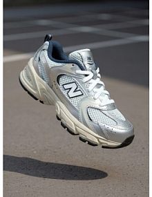 Sneakersy New Balance srebrne damskie 