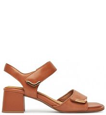 Sandały na słupku Tamaris brązowe 