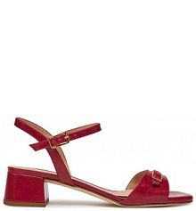 Sandały na słupku Unisa czerwone