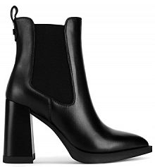 Botki na słupku Eva Minge czarne 