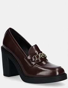 Czółenka Love Moschino  czerwone JA1018AG1NJD0556