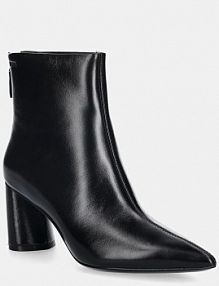 Botki na słupku Boss  czarne 50552784.001