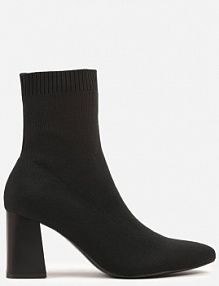Czarne Botki Vices na Słupku ze Skarpetową Cholewką Adanelle