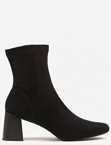 Czarne Botki Vices na Stożku z Noskiem o Kwadratowym Kształcie Amiste