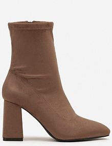 Brązowe Botki Vices na Słupkowym Obcasie z Przylegającą Cholewką Morenne