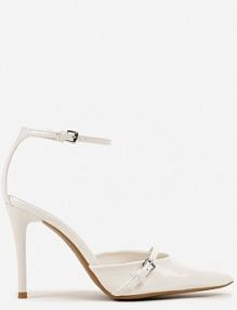 Białe Szpilki Vices z Lakierowanym Połyskiem i Ozdobną Sprzączką Tilonea